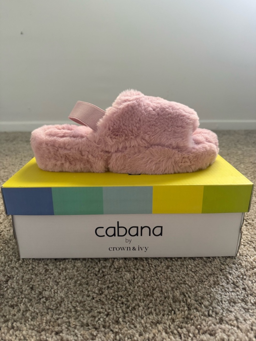 crown & ivy Blush Pink Plush Slide Sandals